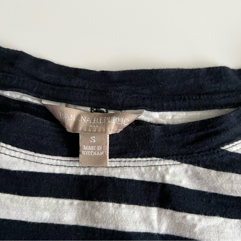 Banana Republic t-shirt dress, black white striped, small - Picture 3 of 8
